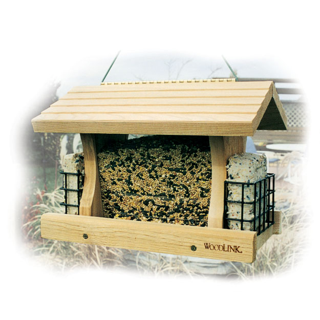 Deluxe Cedar Feeder with Suet